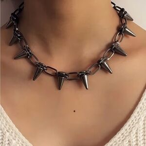 ⭐️ Black/Chrome style Spike Chain Necklace